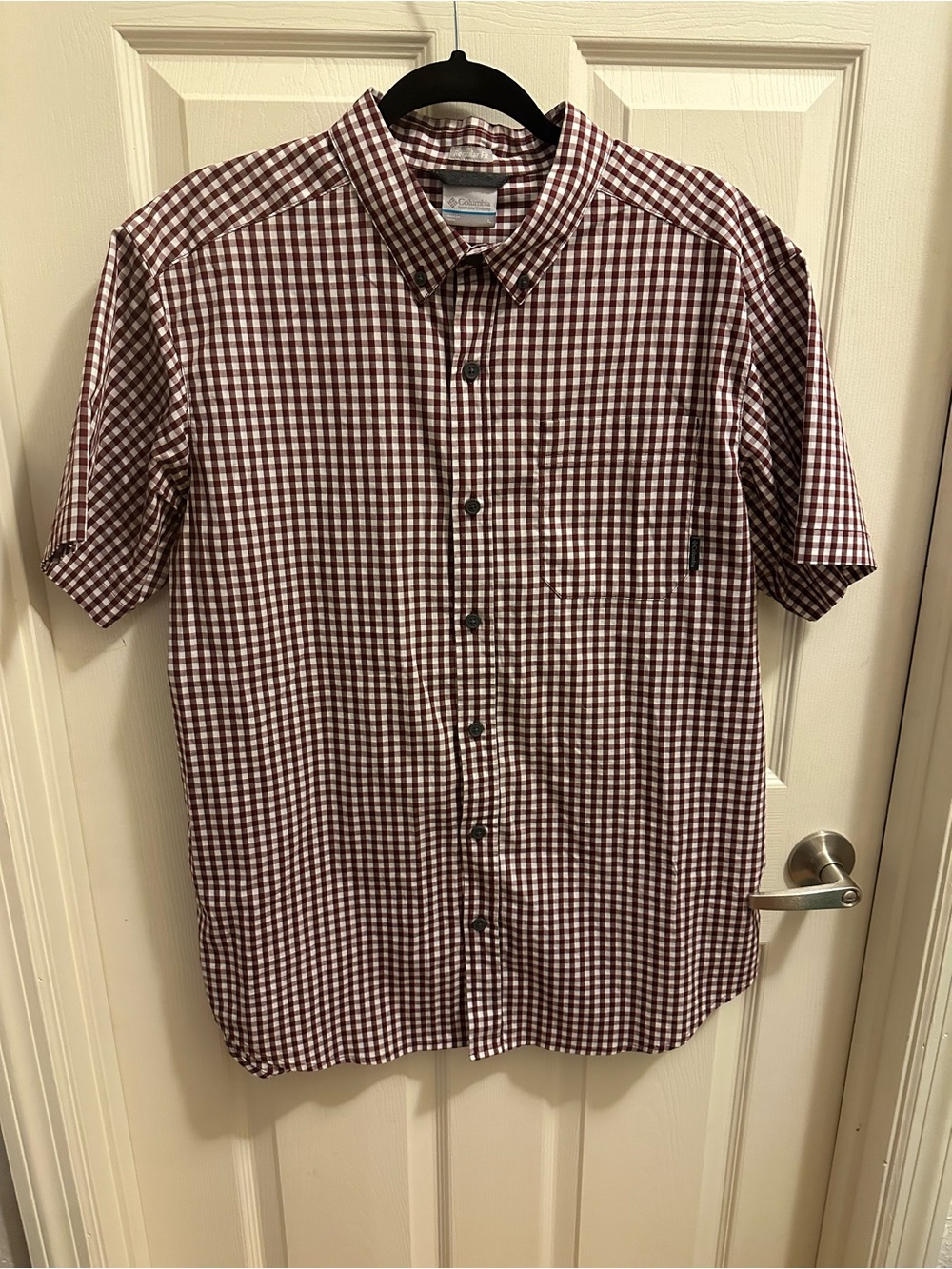 Columbia Men’s Short-Sleeve Gingham Button-Down Shirt - Maroon/White